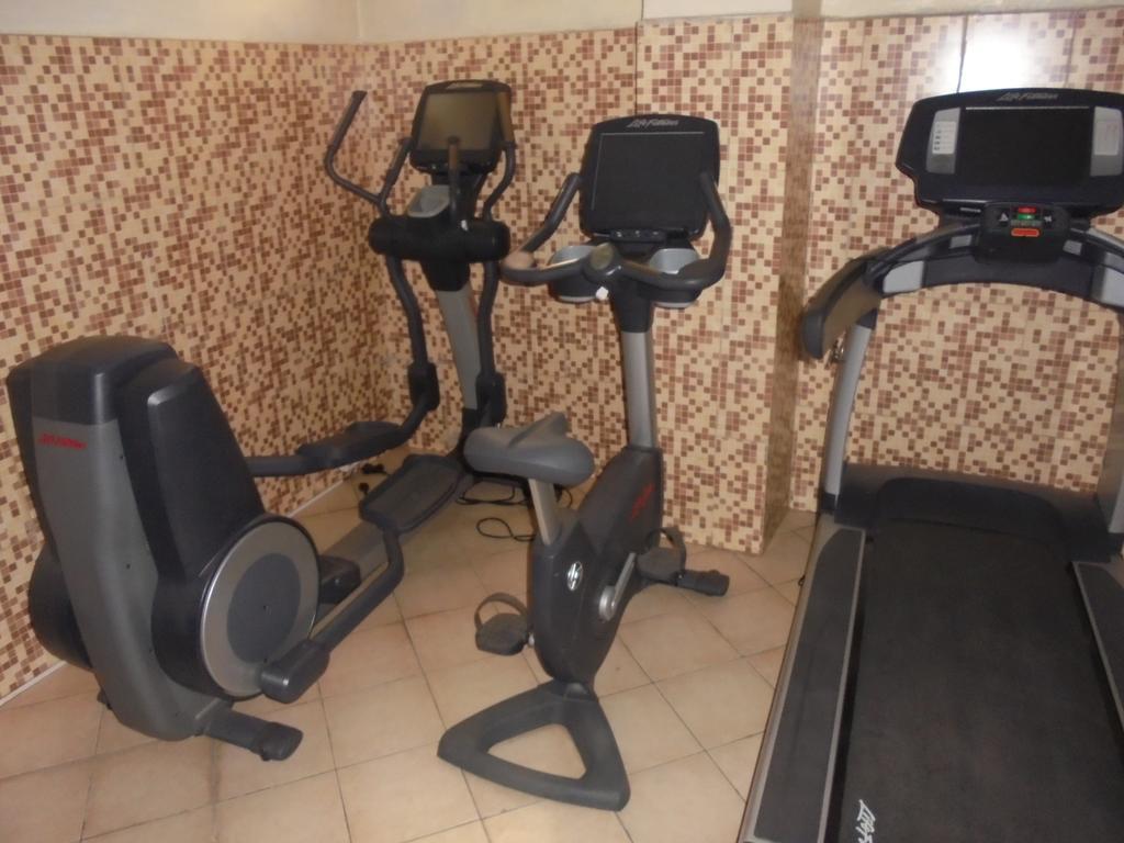 Soramba Hotel Business Plc Addis Abeba Buitenkant foto