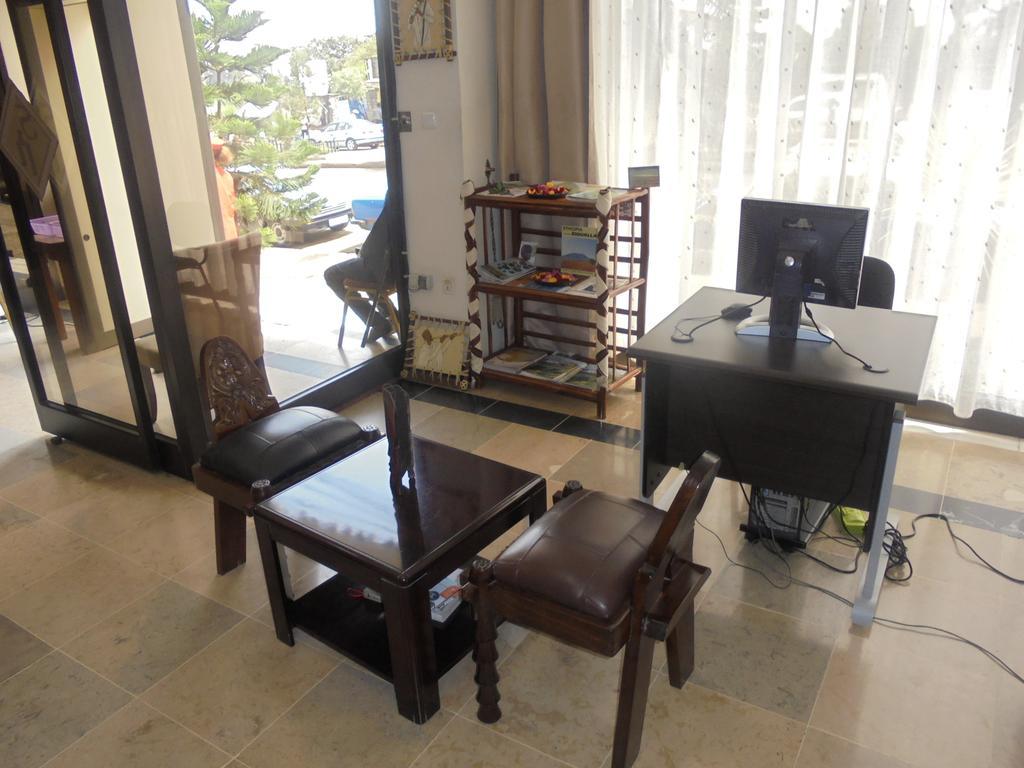 Soramba Hotel Business Plc Addis Abeba Buitenkant foto